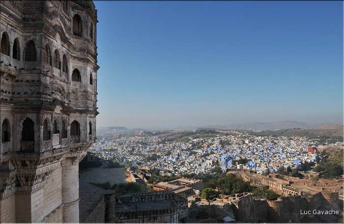 La forteresse de Mehrangarh -XV ème siècle- domine Jodhpur surnommée la ville bleu. (18)
