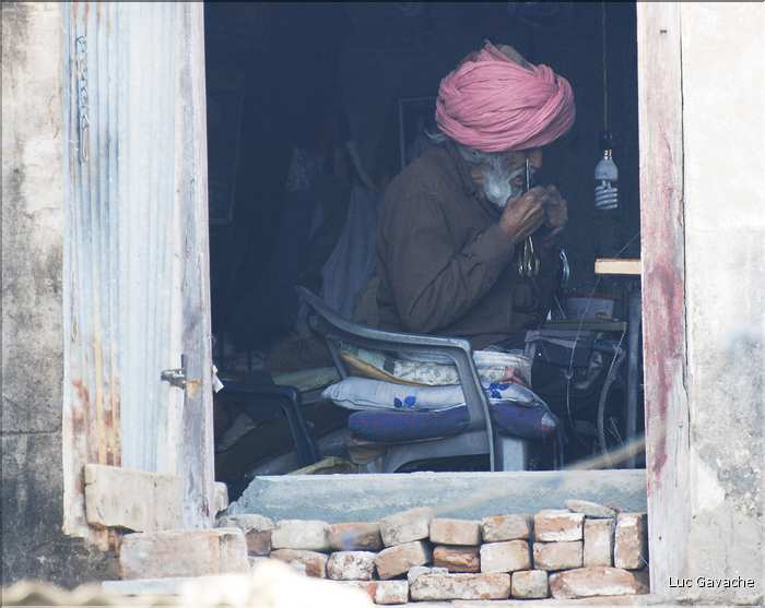 La région paysanne de Jojawar qui est située au Sud du Rajasthan est d'une grande authenticitée. (23)