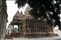 Khajuraho abrite également des temples Jans qui ont été réalisés entre le X et le XI ème siècle. (2)