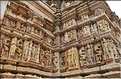 Khajuraho abrite également des temples Jans qui ont été réalisés entre le X et le XI ème siècle. (17)