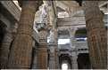 Le magnifique temple Jans d'Adinath  de Ranakpur - XV ème Siècle- se situe au Nord de la ville de D'Udapur. (15)