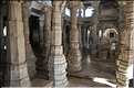 Le magnifique temple Jans d'Adinath  de Ranakpur - XV ème Siècle- se situe au Nord de la ville de D'Udapur. (25)