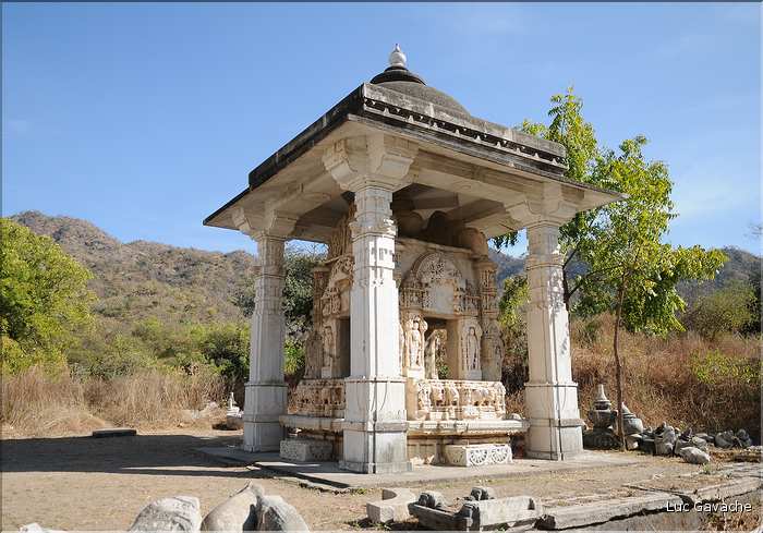 Le magnifique temple Jans d'Adinath  de Ranakpur - XV ème Siècle- se situe au Nord de la ville de D'Udapur. (63)