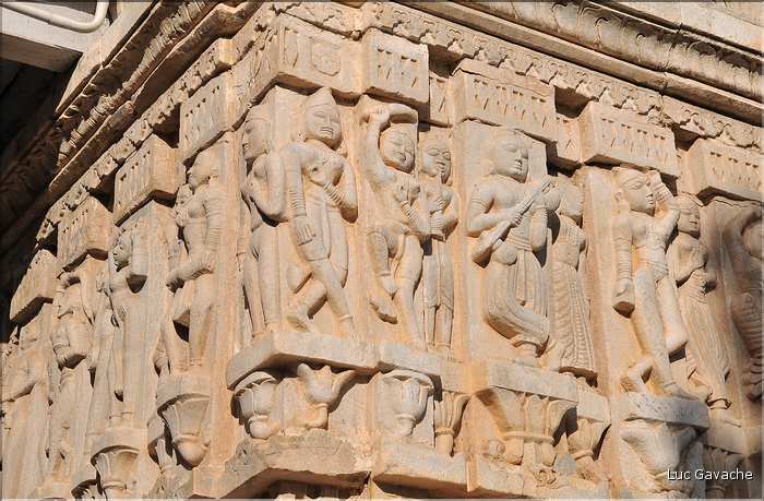 Temple Vishnouste  de Jagdish -XVII ème siècle-  Udapur. (9)