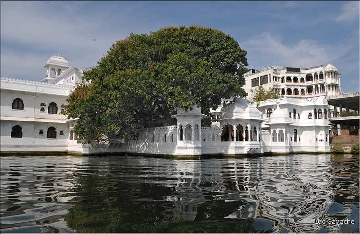 Les palais d'Udapur vue du Lac Pichola. (22)