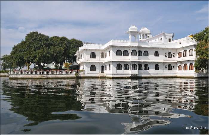 Les palais d'Udapur vue du Lac Pichola. (23)