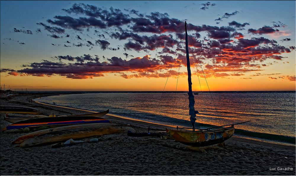 Dans ce cadre les couchers et les levers de soleil sont absolument sublimes. (19)