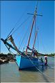 Au départ de Menaky direction, au travers la mangrove, le petit port improvisé, qui permet d'embarquer le sel des fameuses salines de Belo. (37)