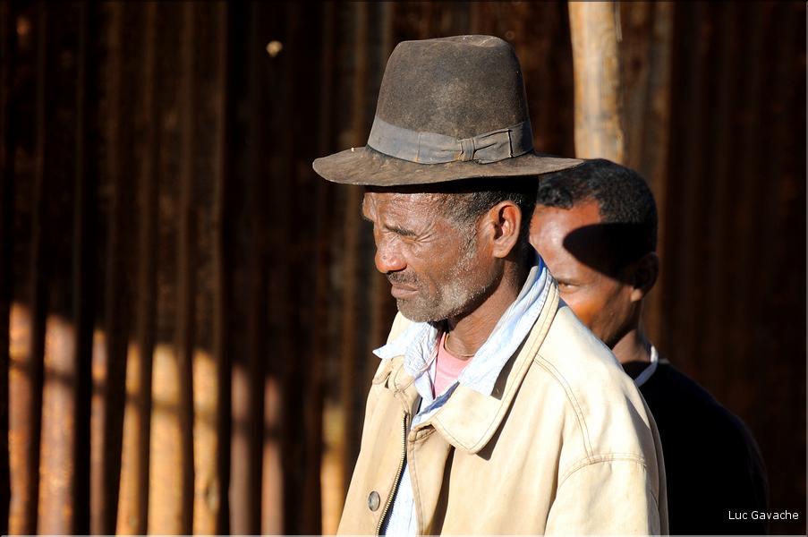 Les habitants du village de Manja. (3)