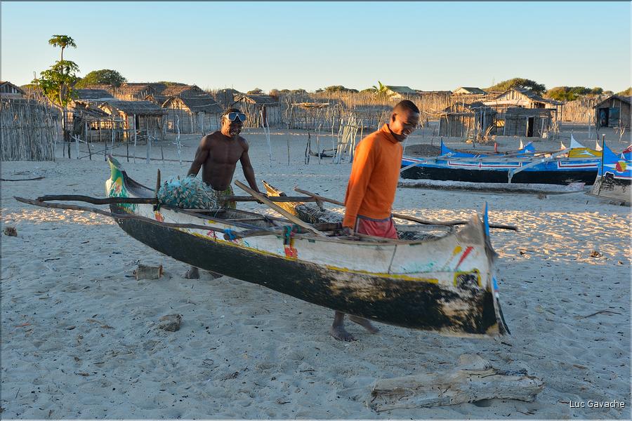 Andavadoaka est également peuplée de pêcheurs vezo. (108)