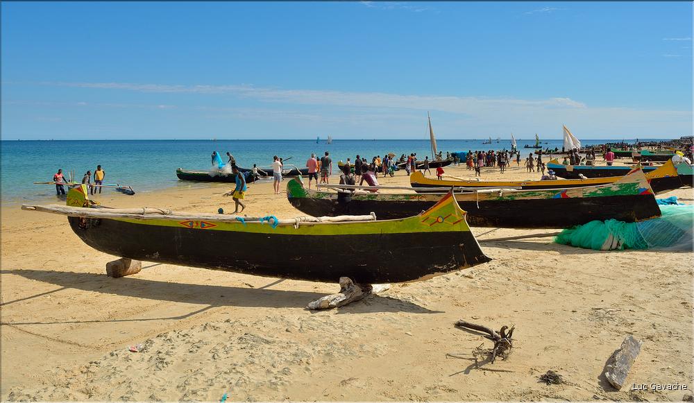 Retour des pêcheurs vezo à Ambolimailaka dans la baie d'Ifaty. (4)