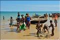Retour des pêcheurs vezo à Ambolimailaka dans la baie d'Ifaty. (20)