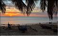 Coucher de soleil sur une des plages du village de Mangily. (9)
