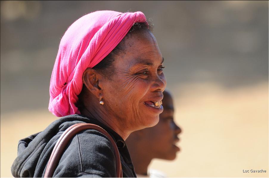 En attendant la traversé de la Tsiribihinia. (15)