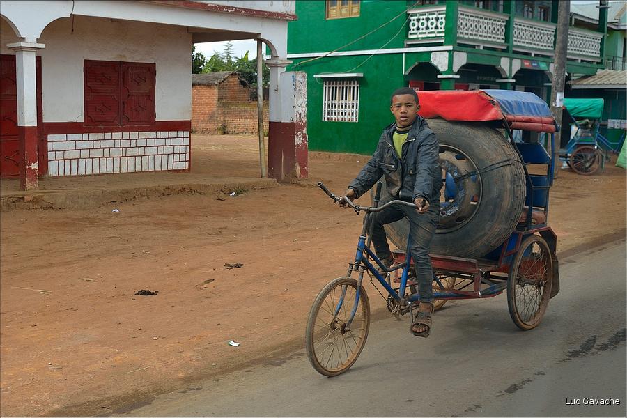 Le long de la route entre Antananarivo et Antsirabe. (20)