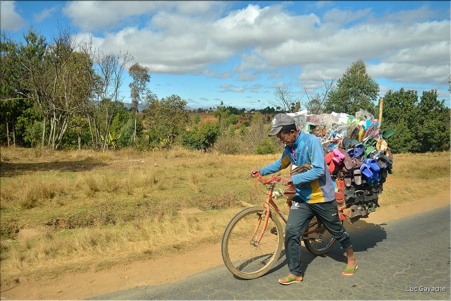 Le long de la route entre Antananarivo et Antsirabe. (32)