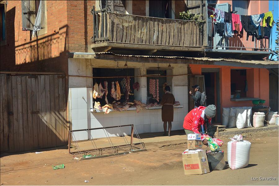 Le long de la route entre Antananarivo et Antsirabe. (38)