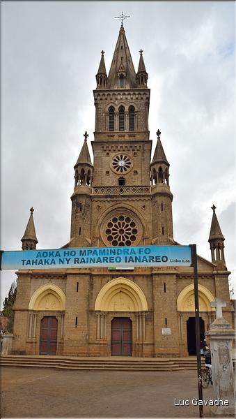 Une des églises d'Antsirabe. (1)