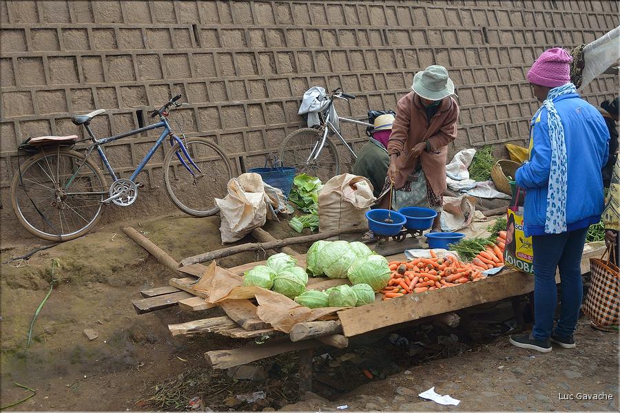 Dans les rues d'Antsirabe. (5)