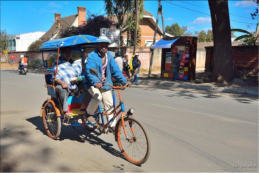 Dans les rues d'Antsirabe. (19)