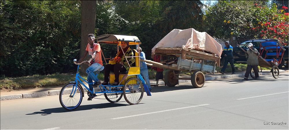 Dans les rues d'Antsirabe. (26)