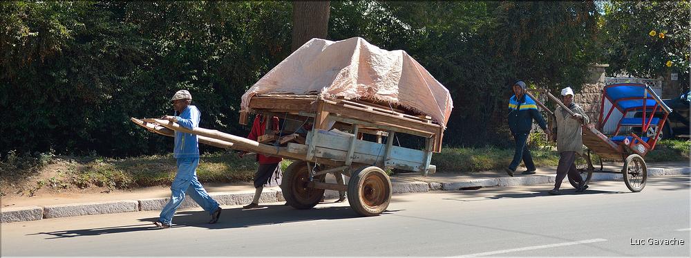 Dans les rues d'Antsirabe. (27)
