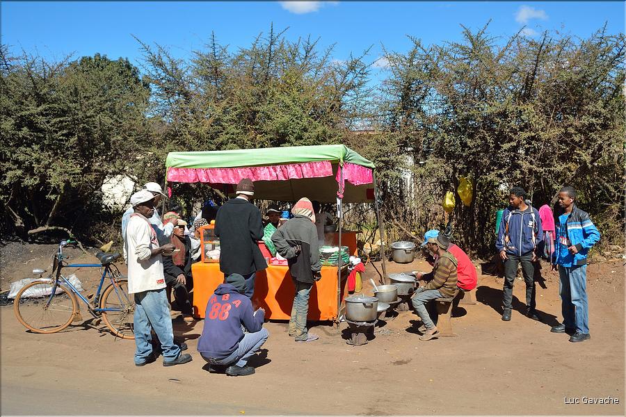 Dans les rues d'Antsirabe. (34)