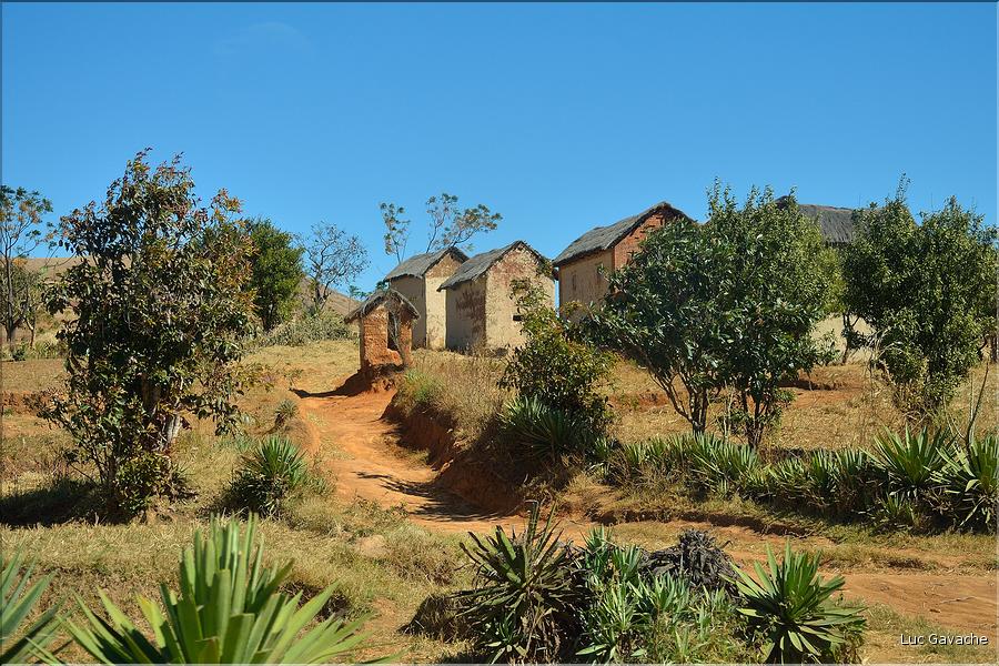 Sur la route entre Antsirabe et Miandrivazo. (11)