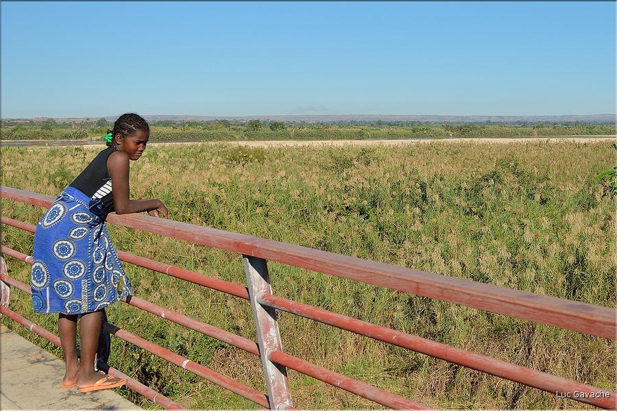 Scènes de vie le long de la route entre Miandrivazo et Morondava. (22)