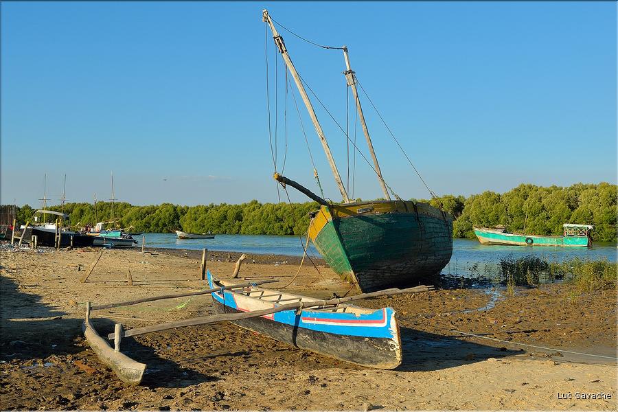 Le petit port de Morondava.  (11)