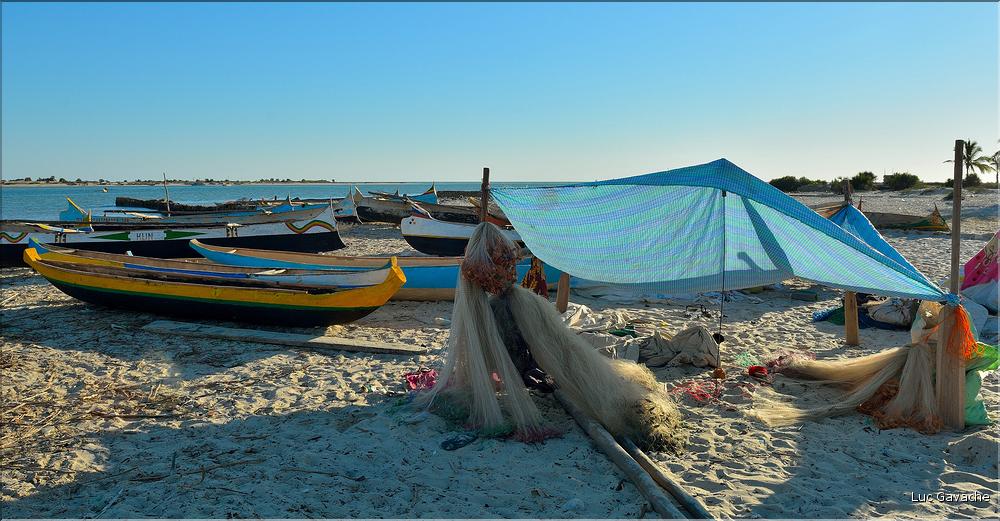 Le petit port de Morondava.  (14)