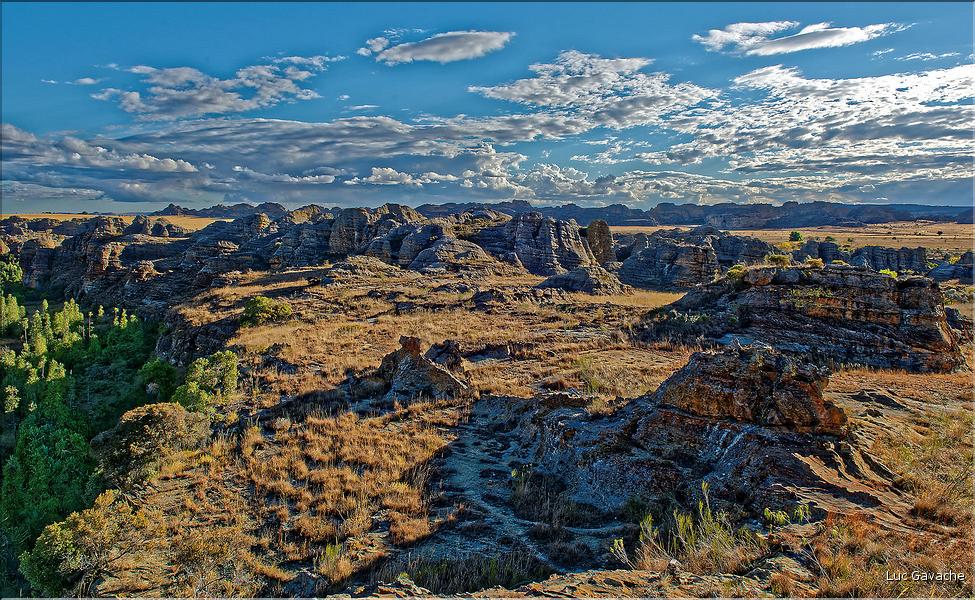 Le Parc National d'Isalo est composé de grès, résultant d'anciens fond marins, qui remontent au jurassique. (35)
