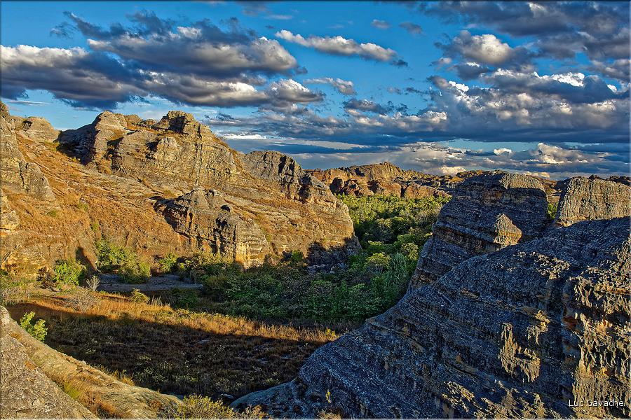 Le Parc National d'Isalo est composé de grès, résultant d'anciens fond marins, qui remontent au jurassique. (41)