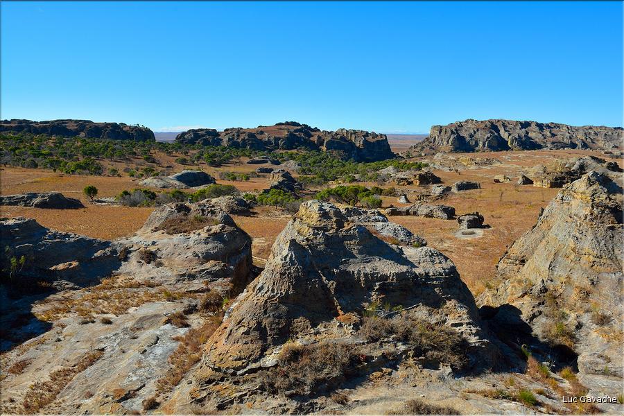 Le Parc National d'Isalo est composé de grès, résultant d'anciens fond marins, qui remontent au jurassique. (54)
