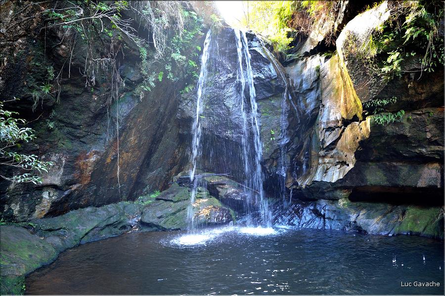 Le Parc National d'Isalo est composé de grès, résultant d'anciens fond marins, qui remontent au jurassique. (103)
