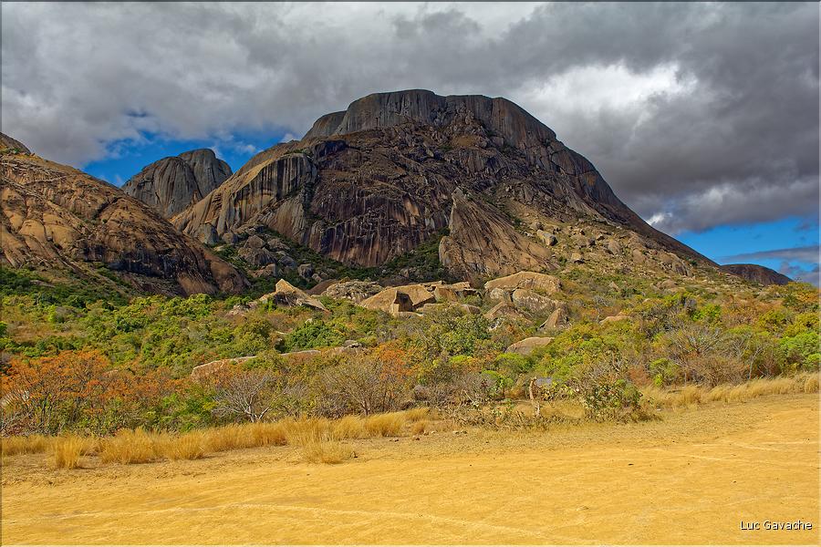 Le site qui abrite la réserve d'Anja est absolument magnifique. (1)