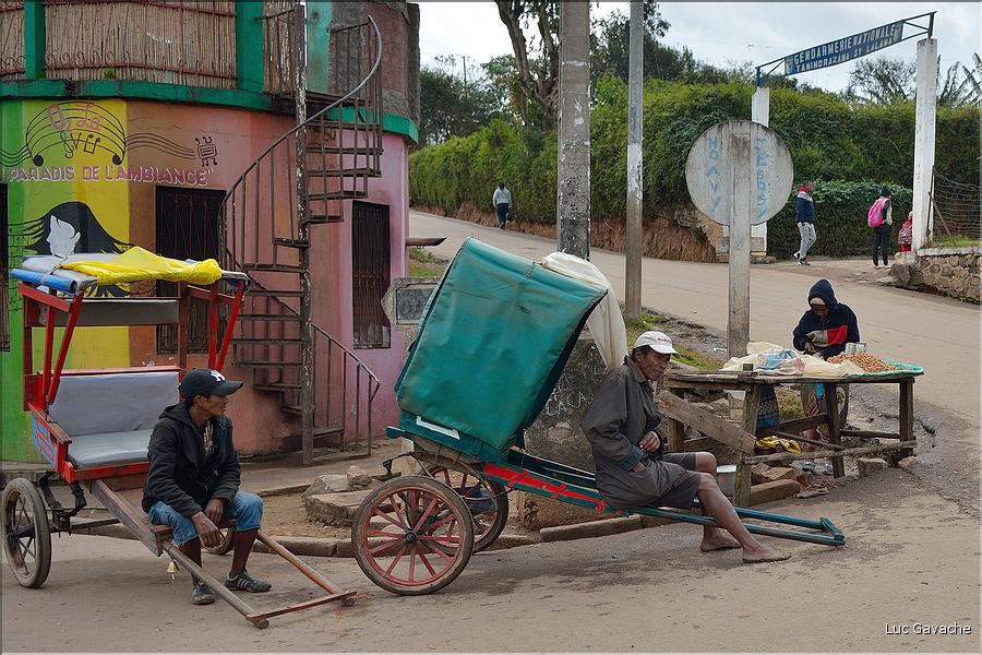 La ville d'Ambositra avec ses rues animées. (18)