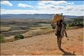 Scènes de vie et paysages sur la route entre Antsirabe et Antananarivo (19)