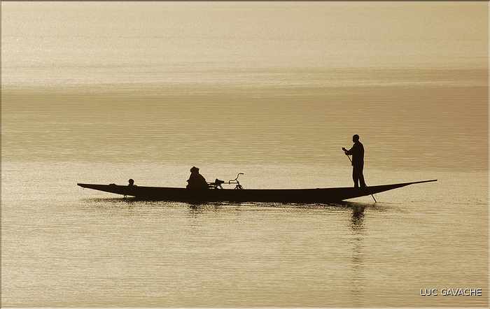 Traversée en bac du fleuve Niger, à Ké Massina (13)