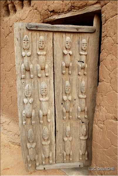 Porte Dogon traditionelle, village de Walia (2)
