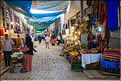 Dans les ruelles des souks de Marrakech. (45)