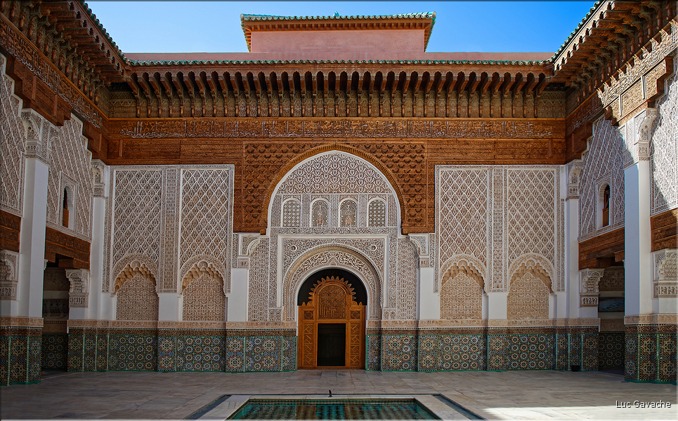 La médersa Ben-Youssef de Marrakech était une école coranique qui fut édifiée en 1572. (18)