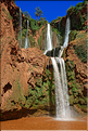 Les cascades d'Ouzoud, hautes de plus de cent mètres, sont situées entre le Moyen et le Haut Atlas. (6)