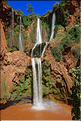 Les cascades d'Ouzoud, hautes de plus de cent mètres, sont situées entre le Moyen et le Haut Atlas. (7)