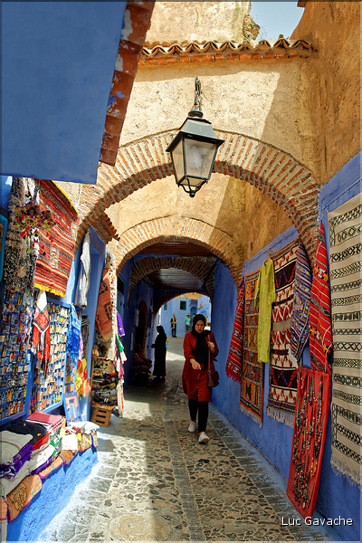 Dans les rues de la médina de Chefchaouen. (2)