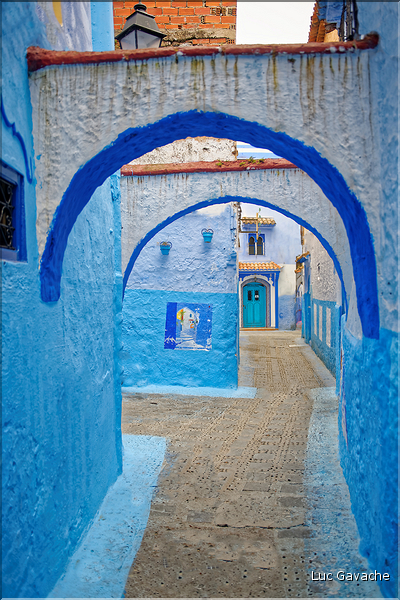 Dans les rues de la médina de Chefchaouen. (91)
