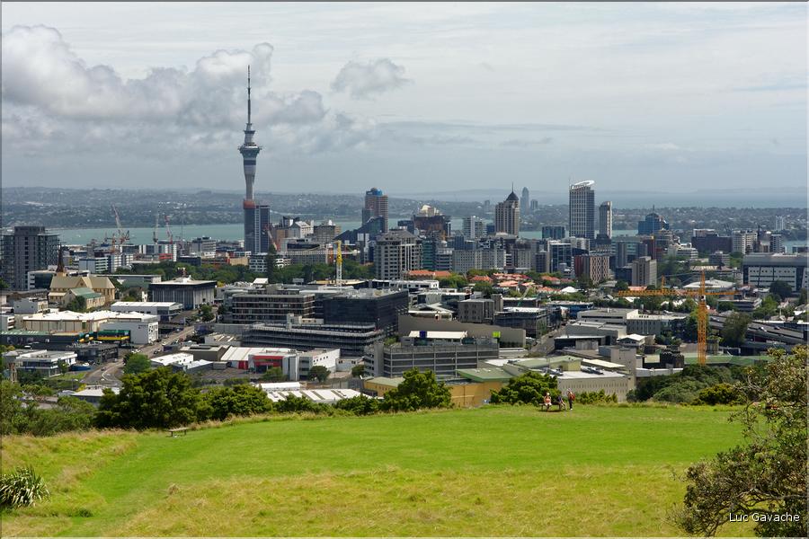 Auckland vue du Mont Eden, ancien volcan de la région. (6)