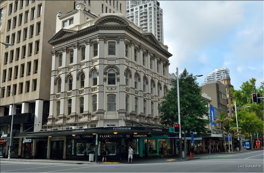 Queen street. (3)