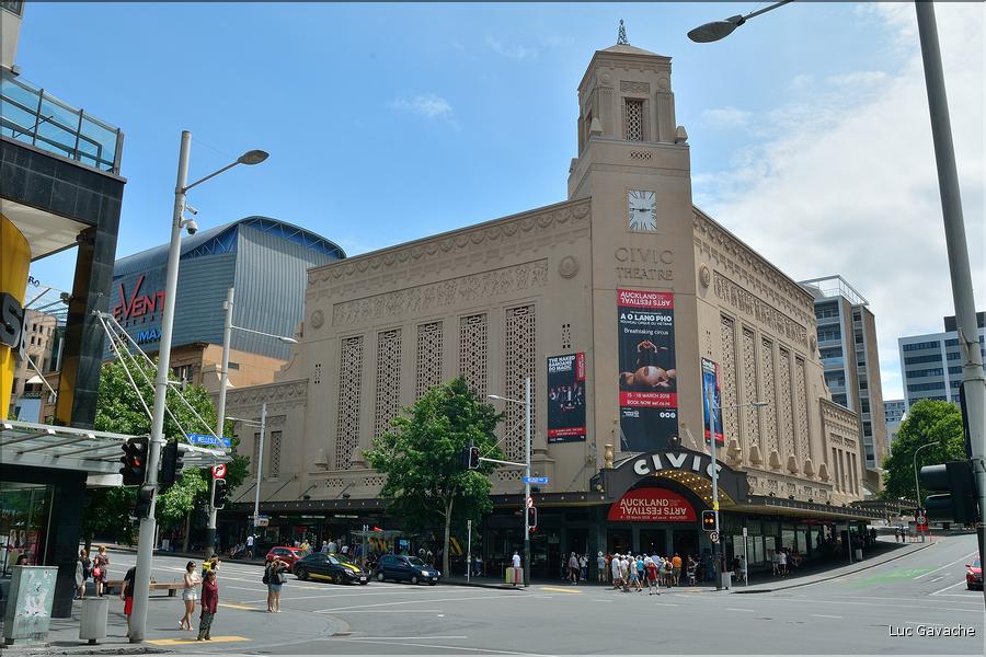 Queen street. (5)