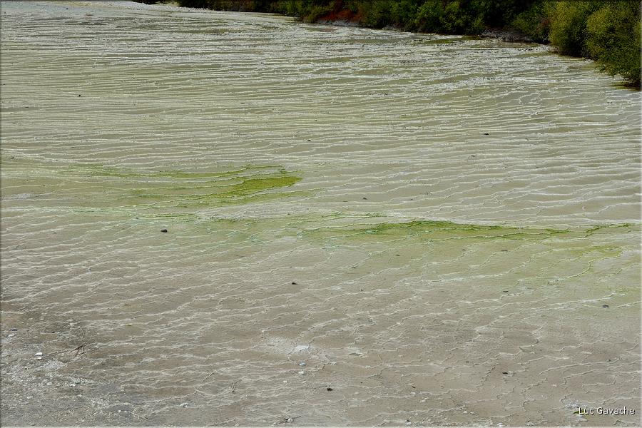La zone volcanique de Wai-o-Tapu près de Rotura. (4)
